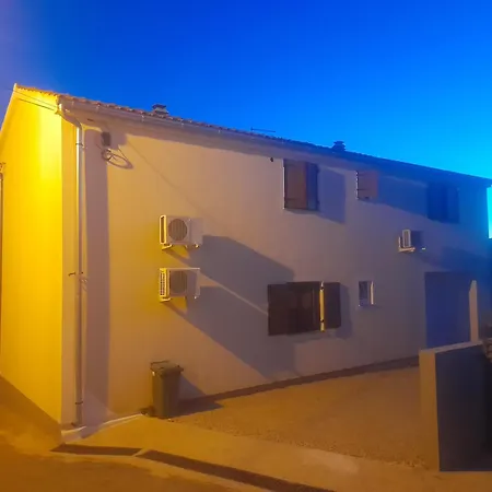 Dukic * Sveti Filip i Jakov